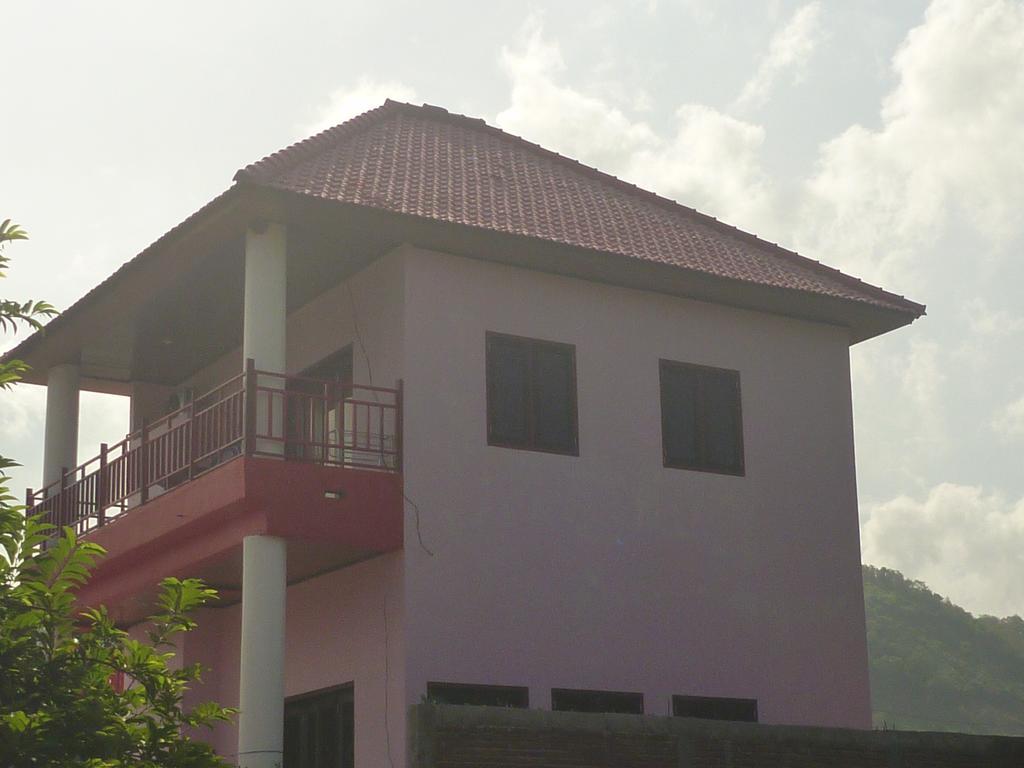Lakey Peak Villa Tsubaki Huu Exterior photo